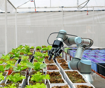 Agricultural_Robots
