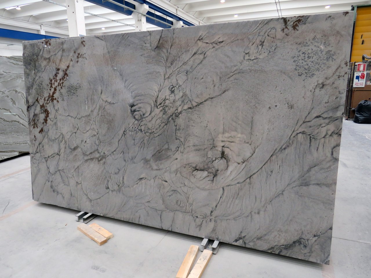 Marble_Granite_Slabs_Market