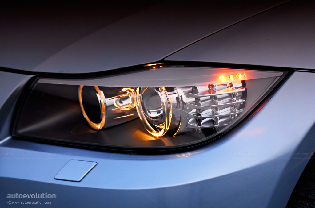 Automotive_Headlamp_Market